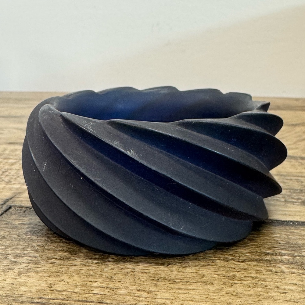 Vintage royal blue deeply molded translucent oversized Lucite bangle